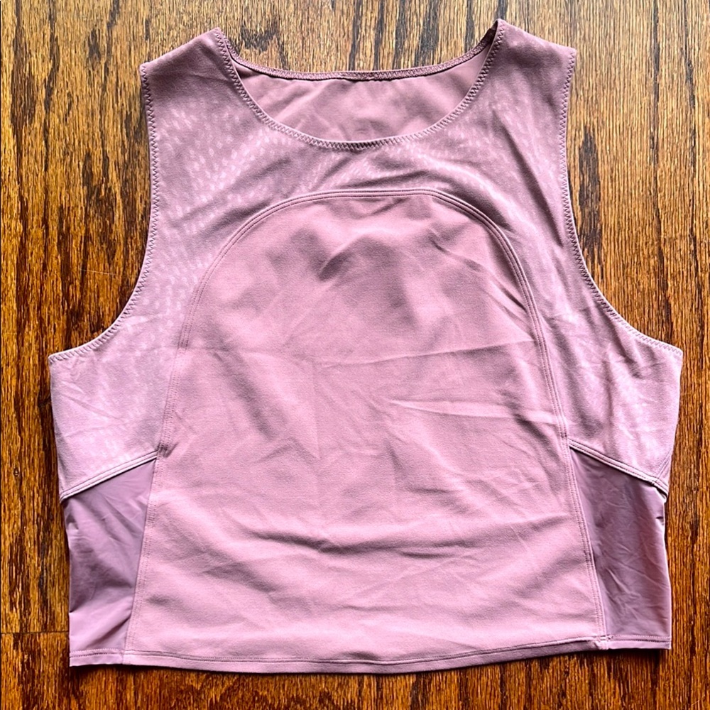 Lululemon burgundy cheetah print tank